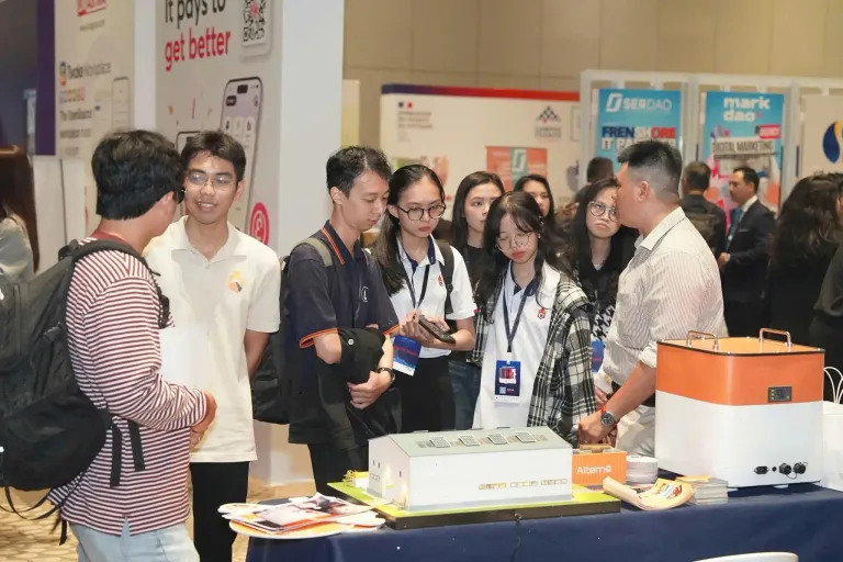 DHV - Trường Đại Học Hùng Vương TPHCM
