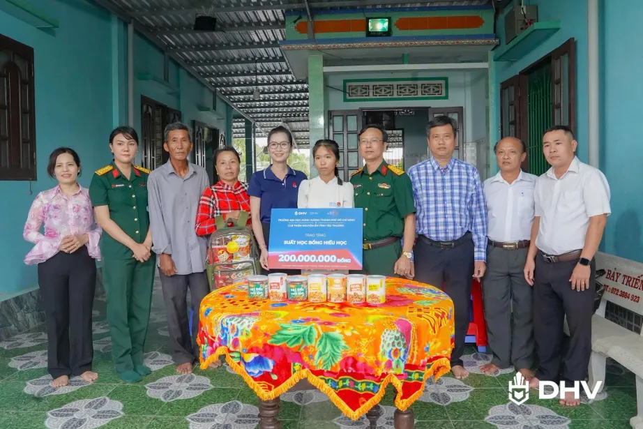 DHV - Trường Đại Học Hùng Vương TPHCM