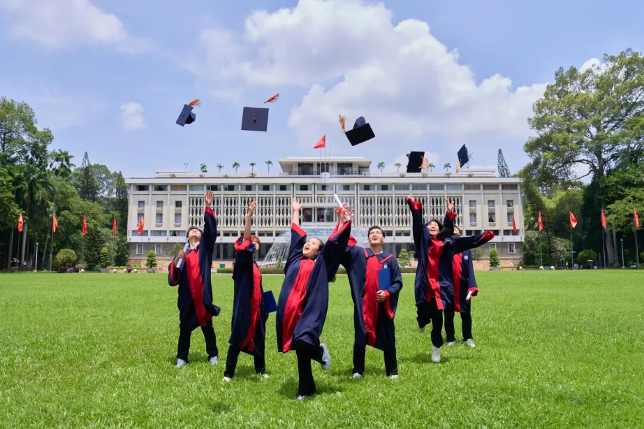 DHV - Trường Đại Học Hùng Vương TPHCM