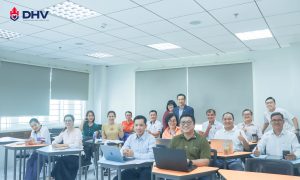 DHV TỔ CHỨC BẢO VỆ ĐỀ CƯƠNG CHI TIẾT CHƯƠNG TRÌNH THẠC SĨ QUẢN TRỊ KINH DOANH KHÓA 2024