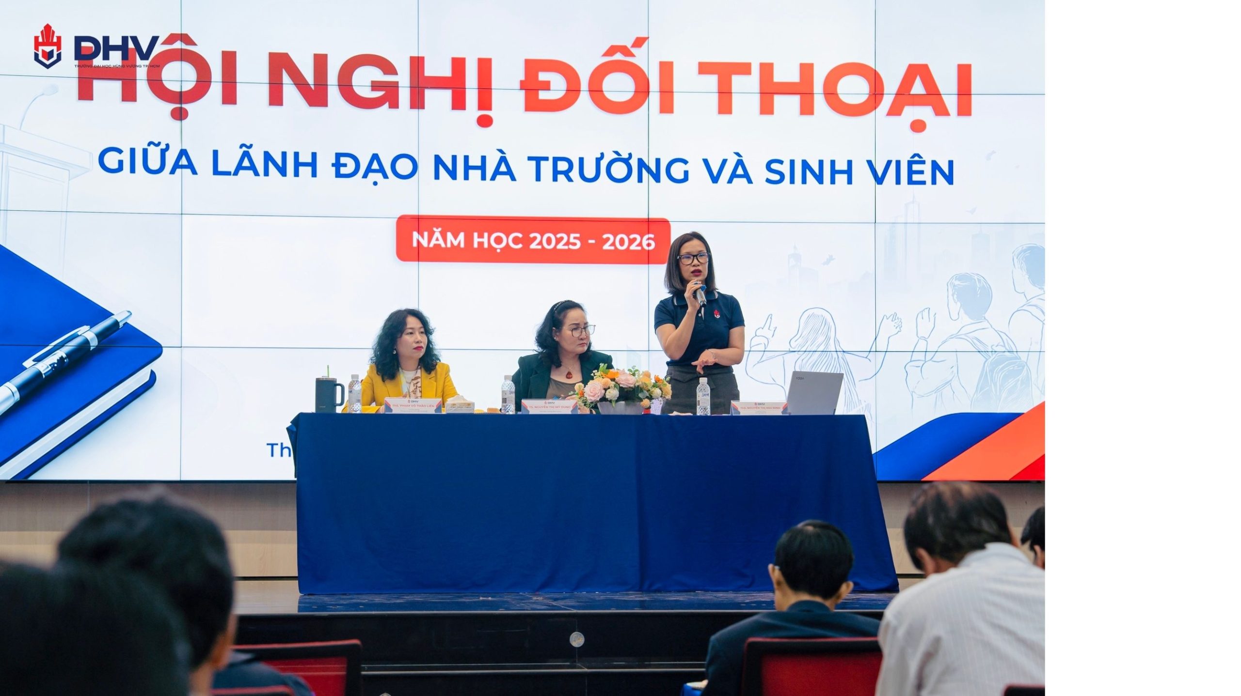 THẲNG THẮN NHÌN NHẬN CÁC VẤN ĐỀ ĐƯỢC QUAN TÂM TẠI HỘI NGHỊ ĐỐI THOẠI GIỮA LÃNH ĐẠO NHÀ TRƯỜNG VÀ SINH VIÊN NĂM HỌC 2025 – 2026 