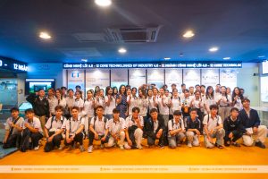 THEO CHÂN SINH VIÊN KHOA BAM “SỜ TẬN TAY” HỆ SINH THÁI CÔNG NGHỆ 4.0 TẠI CT INNOVATION HUB
